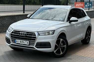 Внедорожник / Кроссовер Audi Q5 2020 в 