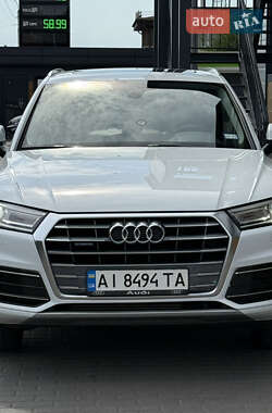 Внедорожник / Кроссовер Audi Q5 2020 в 