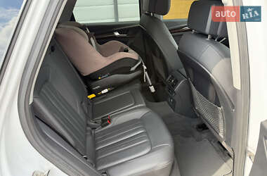 Внедорожник / Кроссовер Audi Q5 2020 в 