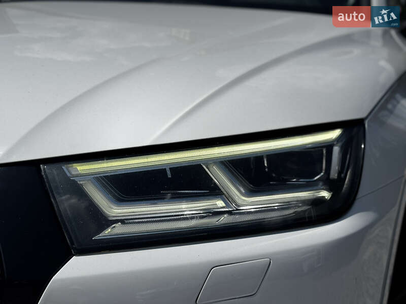 Внедорожник / Кроссовер Audi Q5 2017 в Киеве