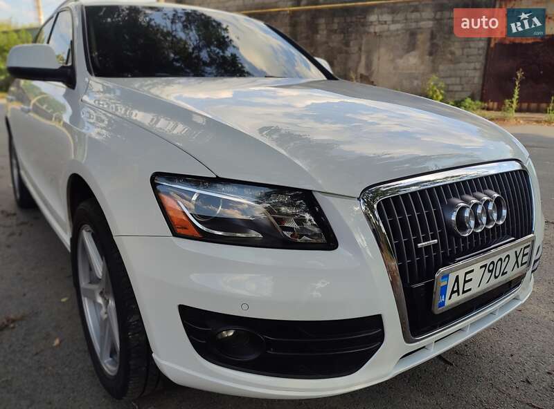 Внедорожник / Кроссовер Audi Q5 2009 в Днепре
