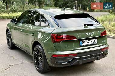 Внедорожник / Кроссовер Audi Q5 2021 в 