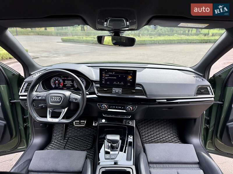Позашляховик / Кросовер Audi Q5 2021 в Києві