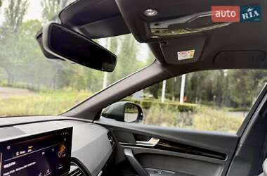 Внедорожник / Кроссовер Audi Q5 2021 в 