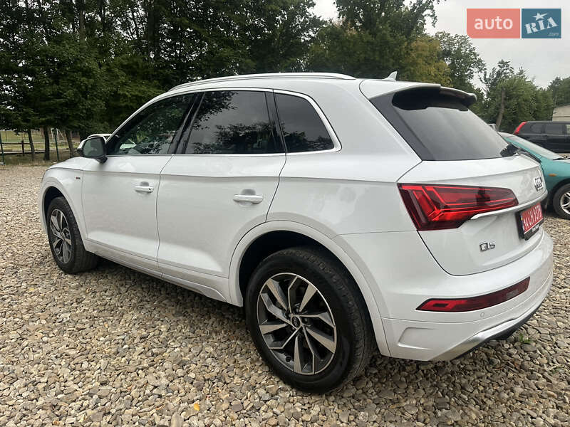Позашляховик / Кросовер Audi Q5 2023 в Києві