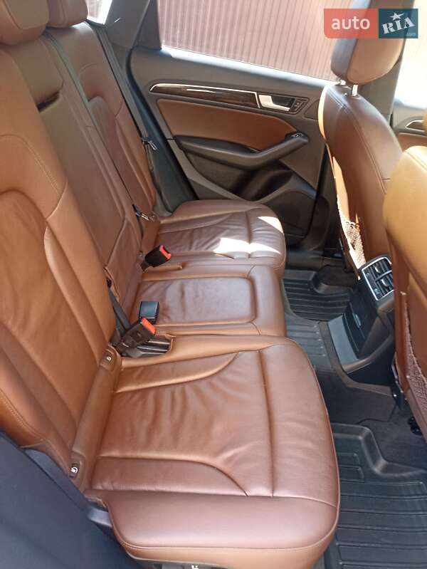 Позашляховик / Кросовер Audi Q5 2014 в Стрию