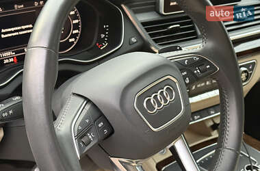 Внедорожник / Кроссовер Audi Q5 2018 в 