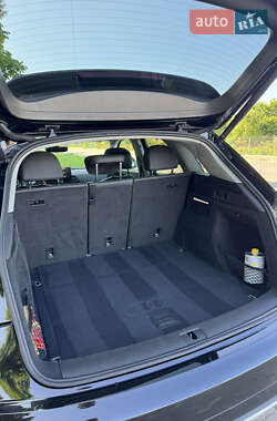 Внедорожник / Кроссовер Audi Q5 2021 в 