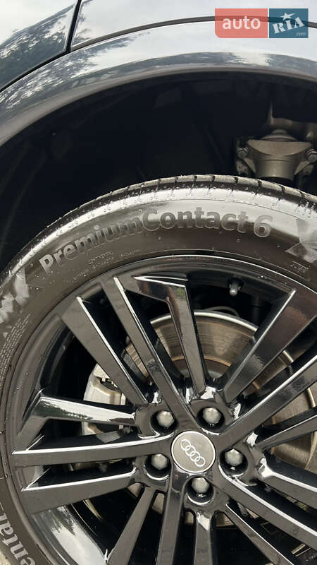 Внедорожник / Кроссовер Audi Q5 2018 в Горишних Плавнях