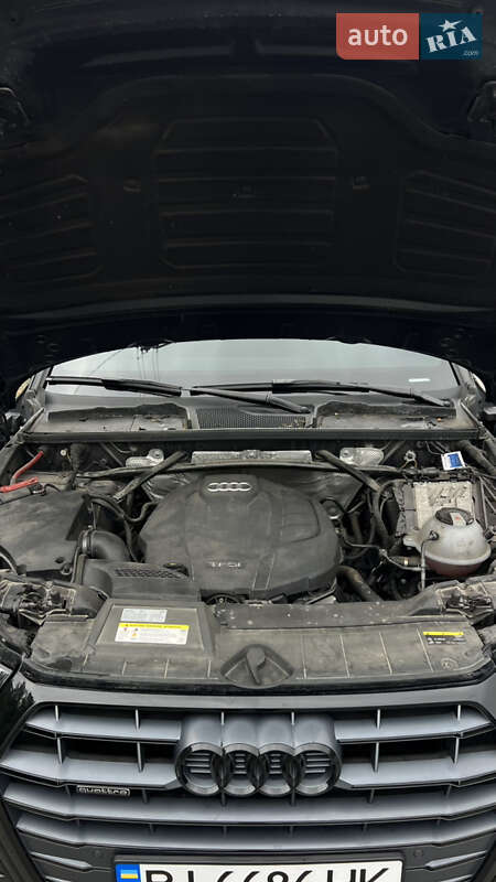 Внедорожник / Кроссовер Audi Q5 2018 в Горишних Плавнях