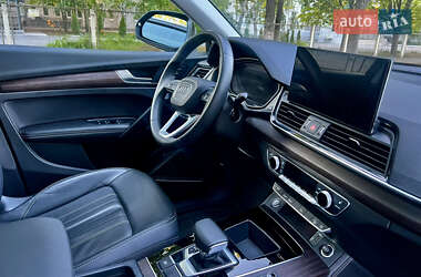 Внедорожник / Кроссовер Audi Q5 2023 в 