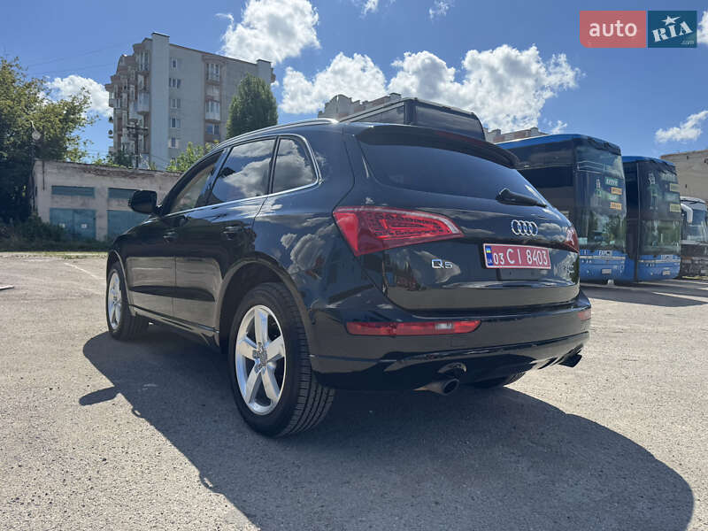 Позашляховик / Кросовер Audi Q5 2012 в Тернополі