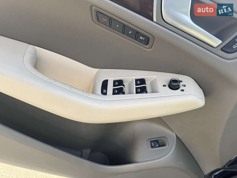 Позашляховик / Кросовер Audi Q5 2012 в Тернополі