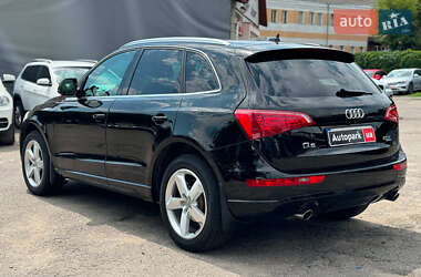Внедорожник / Кроссовер Audi Q5 2012 в 