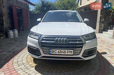 Внедорожник / Кроссовер Audi Q5 2017 в 