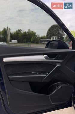 Внедорожник / Кроссовер Audi Q5 2020 в 