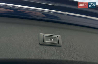 Внедорожник / Кроссовер Audi Q5 2020 в 