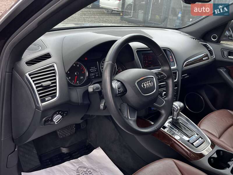 Позашляховик / Кросовер Audi Q5 2014 в Луцьку
