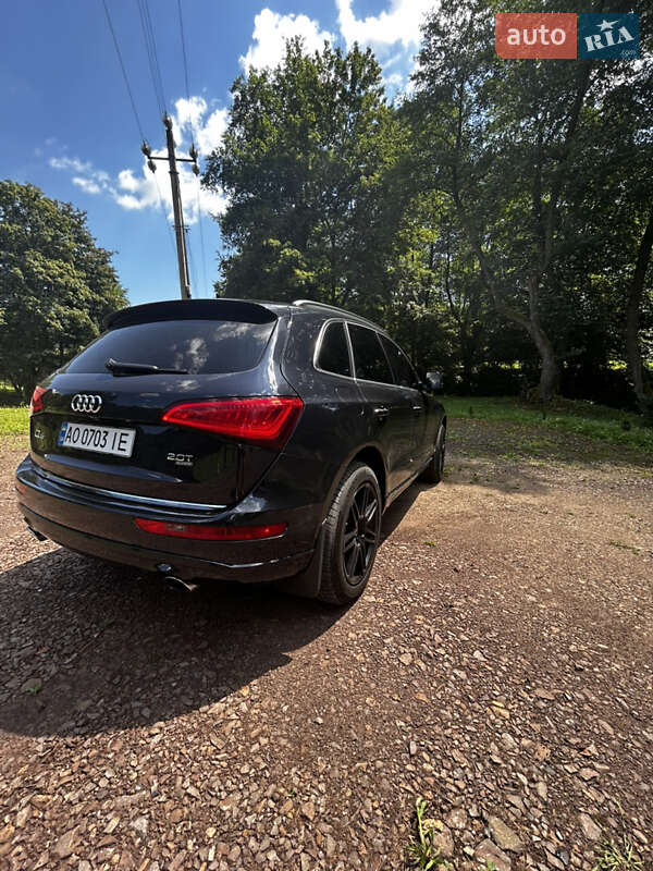 Внедорожник / Кроссовер Audi Q5 2014 в Великом Березном