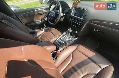 Внедорожник / Кроссовер Audi Q5 2016 в 