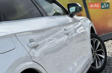 Внедорожник / Кроссовер Audi Q5 2020 в 