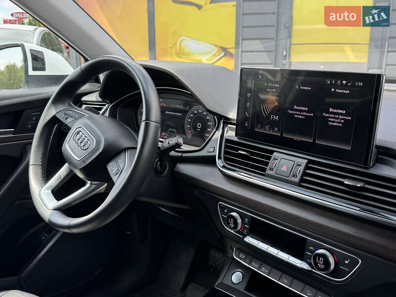 Позашляховик / Кросовер Audi Q5 2020 в Стрию