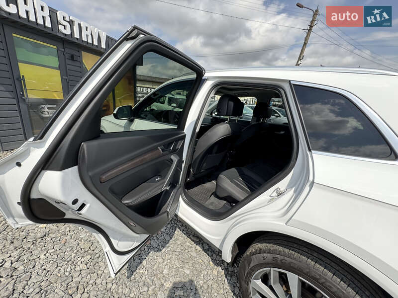 Позашляховик / Кросовер Audi Q5 2020 в Стрию