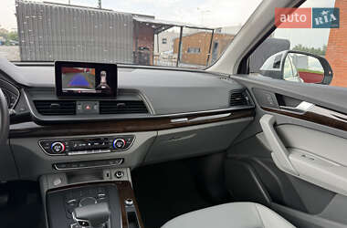 Внедорожник / Кроссовер Audi Q5 2019 в 