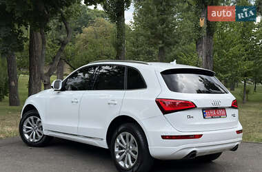 Внедорожник / Кроссовер Audi Q5 2012 в 