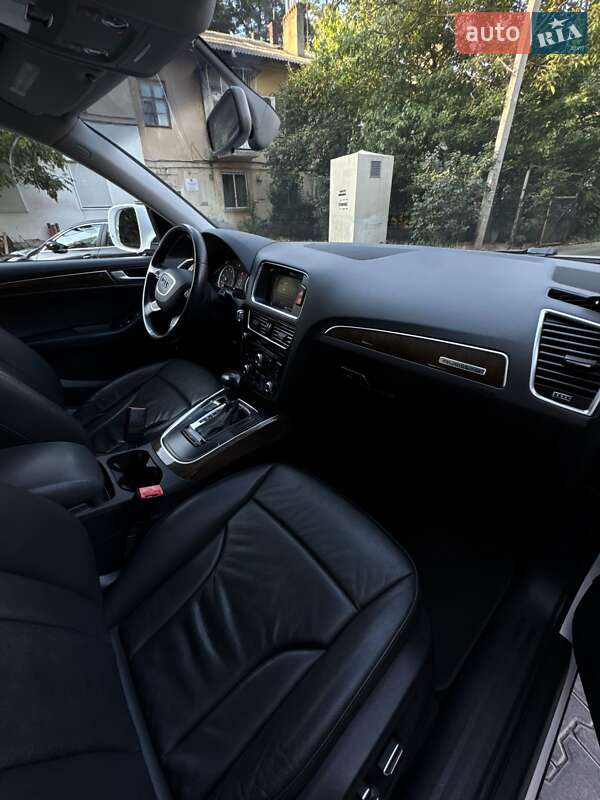 Позашляховик / Кросовер Audi Q5 2015 в Болграді