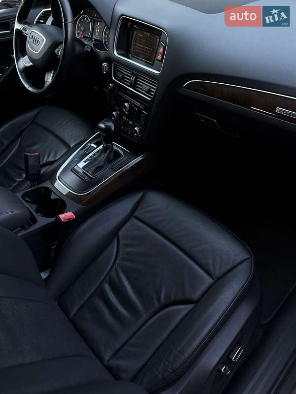 Позашляховик / Кросовер Audi Q5 2015 в Болграді