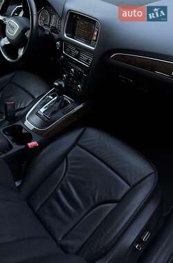 Внедорожник / Кроссовер Audi Q5 2015 в 