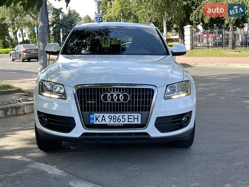 Внедорожник / Кроссовер Audi Q5 2009 в Киеве