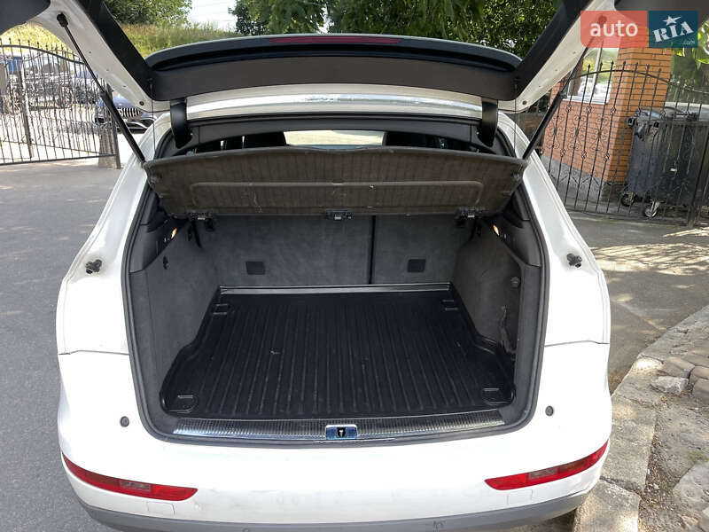 Внедорожник / Кроссовер Audi Q5 2009 в Киеве