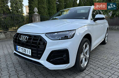 Позашляховик / Кросовер Audi Q5 2021 в Надвірній
