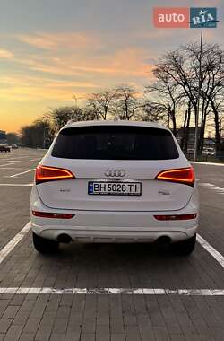 Внедорожник / Кроссовер Audi Q5 2012 в 