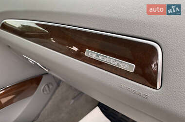 Внедорожник / Кроссовер Audi Q5 2012 в 