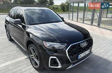 Внедорожник / Кроссовер Audi Q5 2021 в 