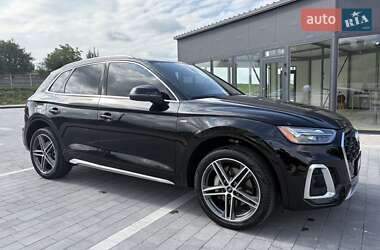 Внедорожник / Кроссовер Audi Q5 2021 в 