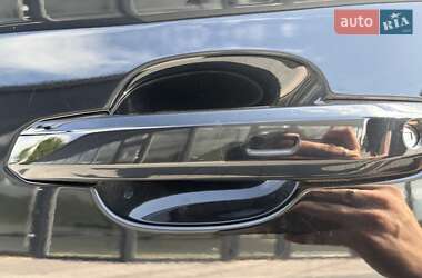 Внедорожник / Кроссовер Audi Q5 2021 в 