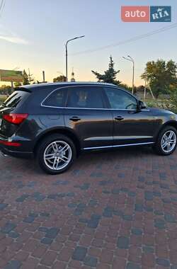 Внедорожник / Кроссовер Audi Q5 2015 в 