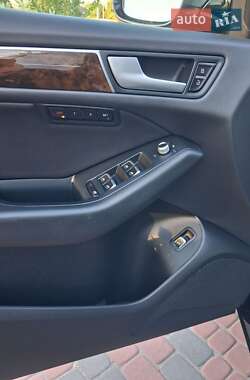 Внедорожник / Кроссовер Audi Q5 2015 в 