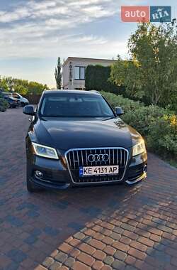 Внедорожник / Кроссовер Audi Q5 2015 в 