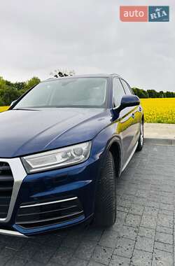 Внедорожник / Кроссовер Audi Q5 2019 в 