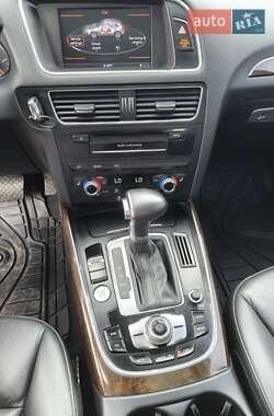 Внедорожник / Кроссовер Audi Q5 2012 в 