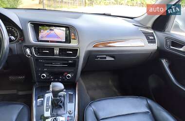 Внедорожник / Кроссовер Audi Q5 2015 в 