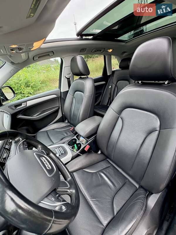 Внедорожник / Кроссовер Audi Q5 2016 в Киеве