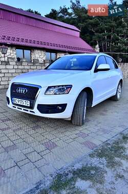 Внедорожник / Кроссовер Audi Q5 2011 в 