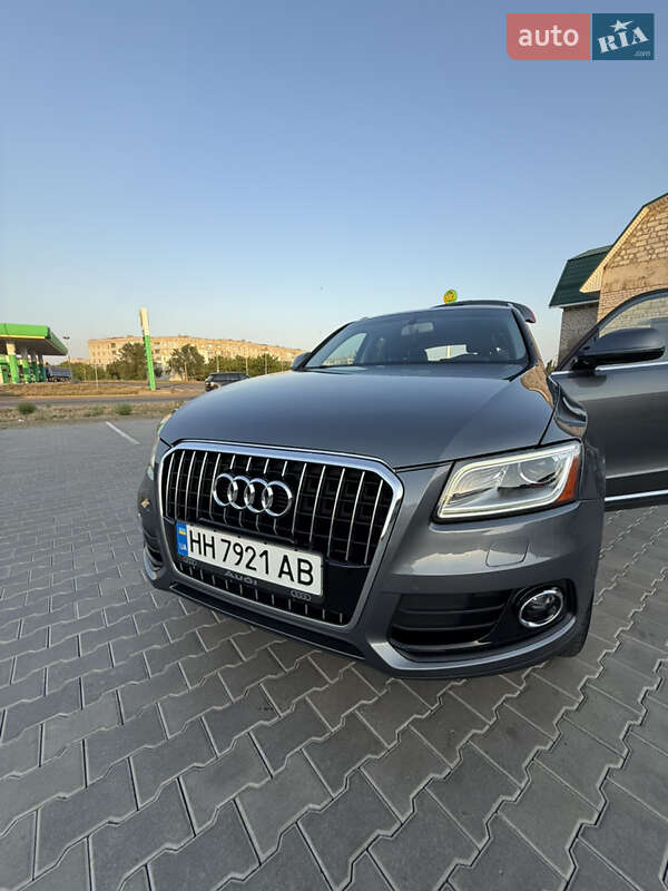 Позашляховик / Кросовер Audi Q5 2016 в Вознесенську