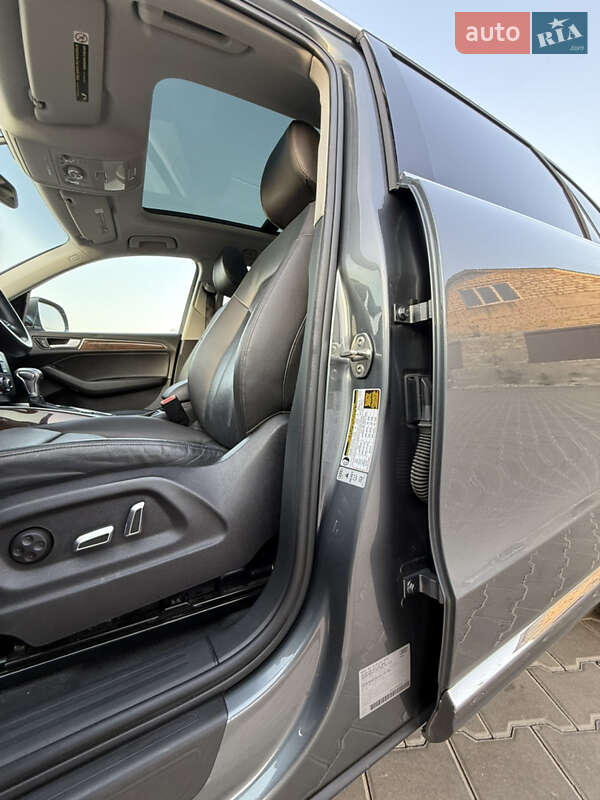 Позашляховик / Кросовер Audi Q5 2016 в Вознесенську